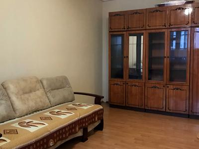 квартира за адресою Анни Ахматової вул., 21