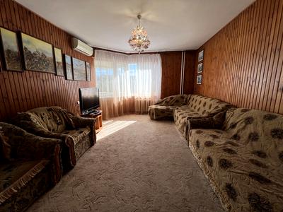квартира за адресою Сім'ї Прахових вул. (Гайдара), 27