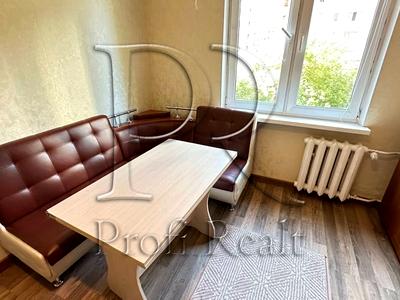квартира за адресою Бакинська вул., 37-Б