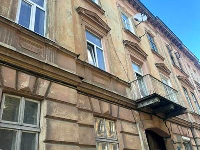 квартира за адресою Шептицьких вул., 42