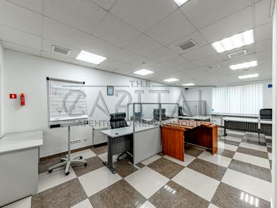 комерційна за адресою Болсуновська вул. (Сергія Струтинського), 8