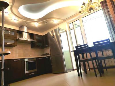 квартира за адресою Дніпровська набережна вул., 19-А