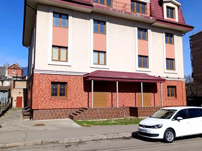 коммерческая по адресу вул. Пересопницька, 170