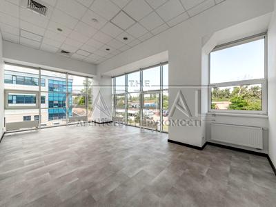 комерційна за адресою Охтирський пров., 7