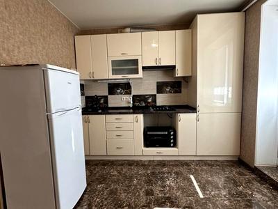 квартира за адресою Свободи просп. (Прокоф'єва), 49