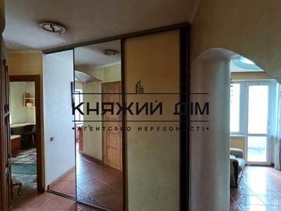 квартира за адресою Сергія Берегового вул. (Мартиросяна), 25