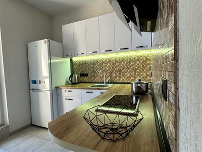 квартира за адресою Віталія Нестеренка вул., 1б