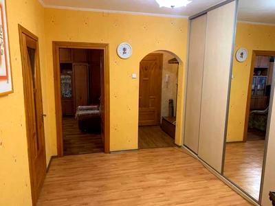 квартира за адресою Прирічна вул., 37