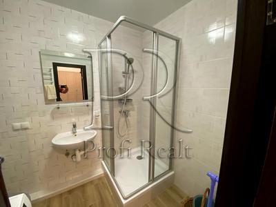 квартира за адресою Софії Русової вул., 7-А