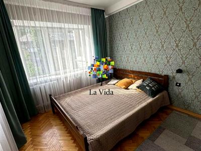 квартира за адресою Стеценка вул., 3