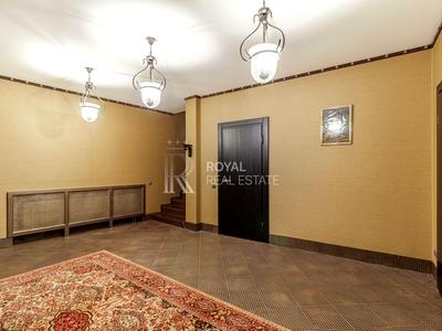 будинок за адресою Олени Теліги вул.