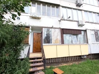 коммерческая по адресу Героев Полка 