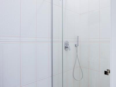 комерційна за адресою Юрія Шумського вул., 1-А