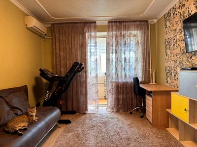 квартира за адресою Семафорна вул., 31