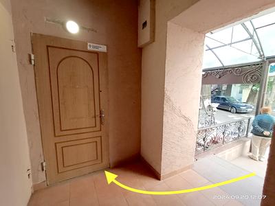 коммерческая по адресу Дерибасовская ул., 16