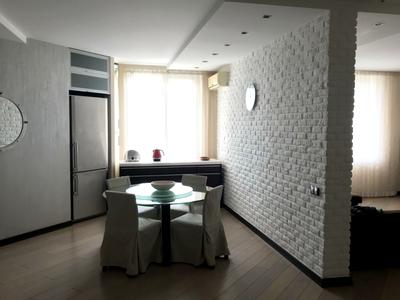квартира за адресою Миколи Амосова вул., 4