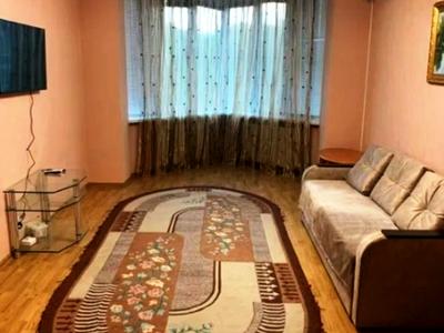 квартира по адресу Салютная ул., 1-Б