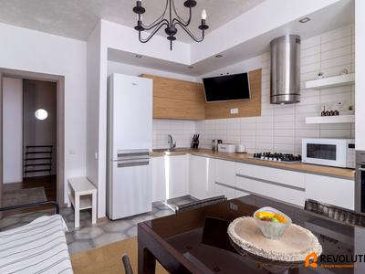 квартира за адресою Практична вул., 2