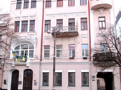 квартира за адресою Михайла Грушевського вул., 16