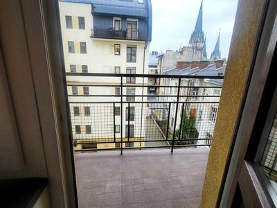 квартира за адресою Голубовича С., 37