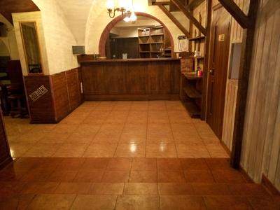 комерційна за адресою Новосельського вул., 80