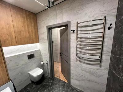 квартира за адресою Київ, Салютна вул., 2