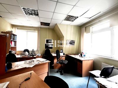 комерційна за адресою Чернишевська вул., 40