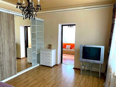 будинок за адресою Давида Бурлюка вул. (Гаршина), 8