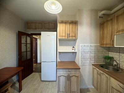 квартира за адресою Українська вул., 83б