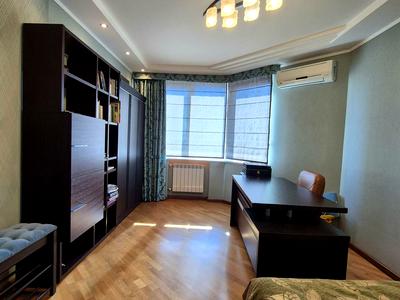 квартира за адресою Михайла Гришка вул., 9