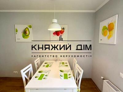 квартира по адресу Софии Русовой ул., 3-А