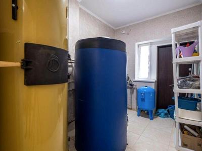 будинок за адресою Яблунева вул.