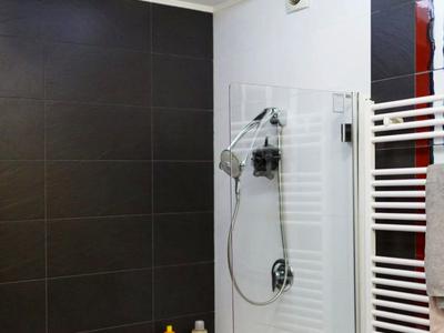 квартира за адресою Літературна вул., 1а