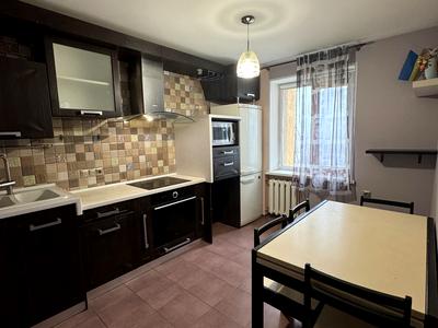 квартира за адресою Дарницький бульв., 8