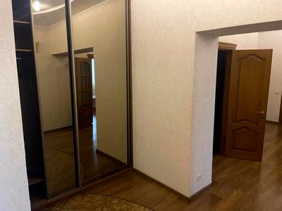 квартира за адресою В'ячеслава Чорновола вул., 25
