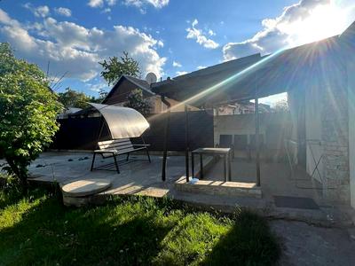 будинок за адресою Євгена Коновальця вул. (Гліба Успенського), 45