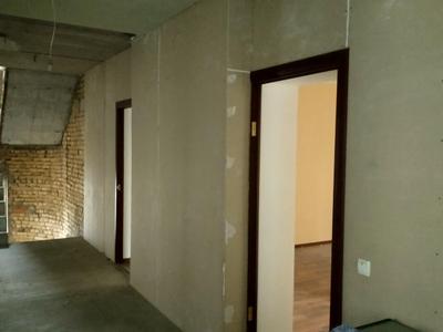 комерційна за адресою Сонячна вул., 33