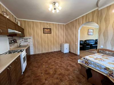 будинок за адресою дружби, 141а