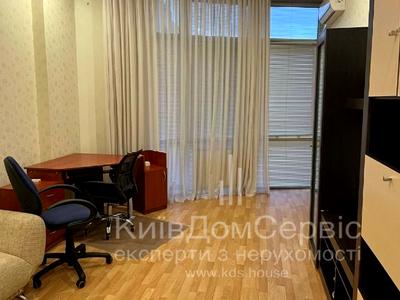 квартира за адресою Дмитрівська вул., 82