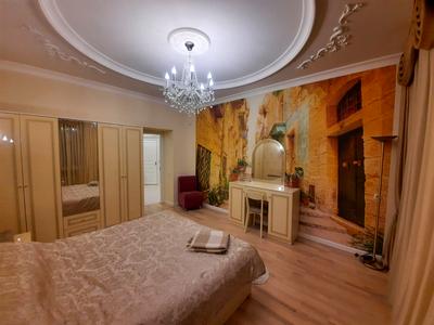квартира за адресою Богдана Хмельницького вул., 37/2
