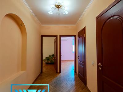 квартира за адресою Миколи Бажана просп., 16