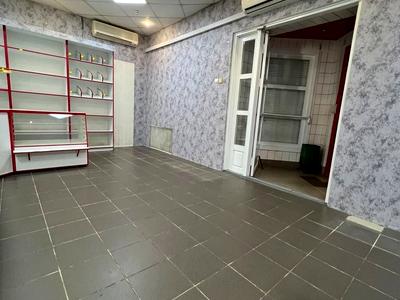 комерційна за адресою Шевченка вул., 3