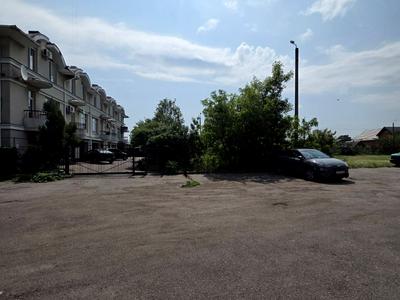 ділянка за адресою Петра Прокоповича вул. (Фрунзе), 23б
