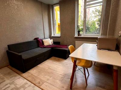 квартира за адресою Регенераторна вул., 4 к14