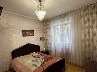 квартира по адресу Вышгородская ул., 33