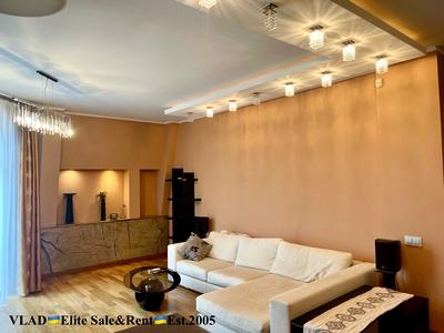 квартира за адресою Лабораторна вул., 8