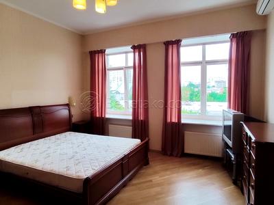 квартира за адресою Посмитного, 9а