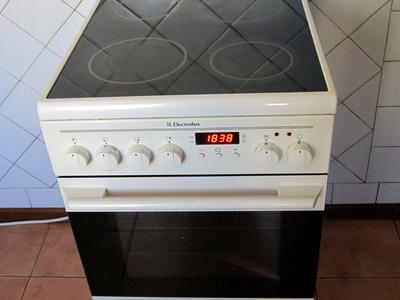 квартира за адресою Стадіонна вул., 14