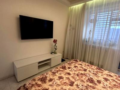 квартира за адресою Ревуцького вул., 9