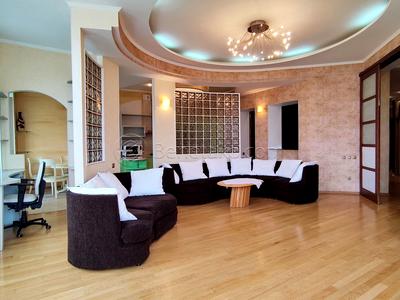 квартира за адресою Посмитного, 9а